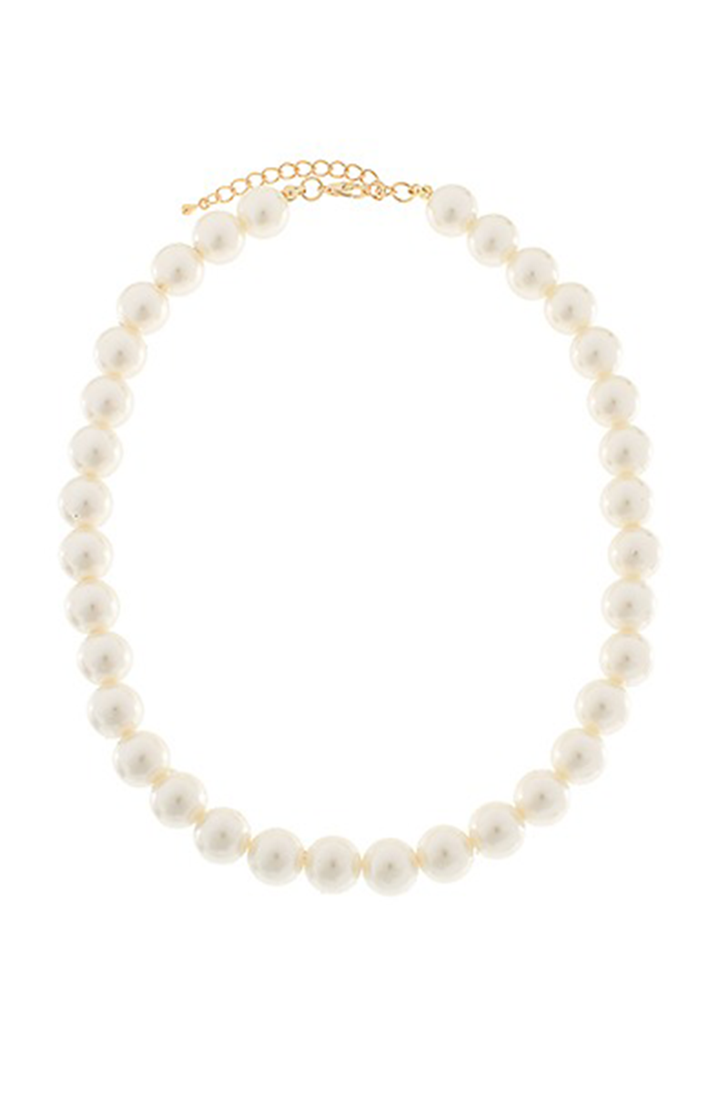 Pearl necklace on a white background