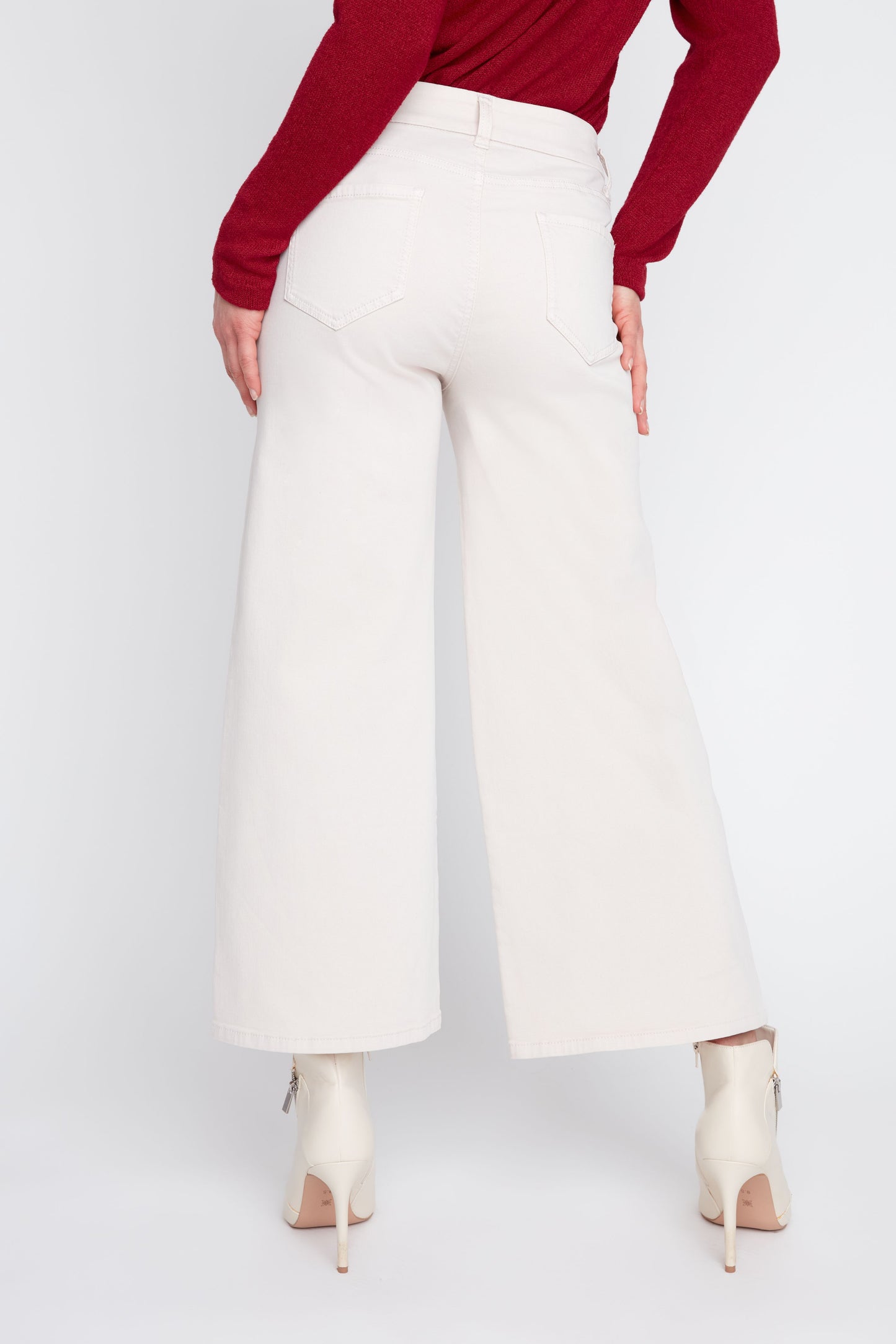 Oyster Wide Leg Cropped Seam Pant