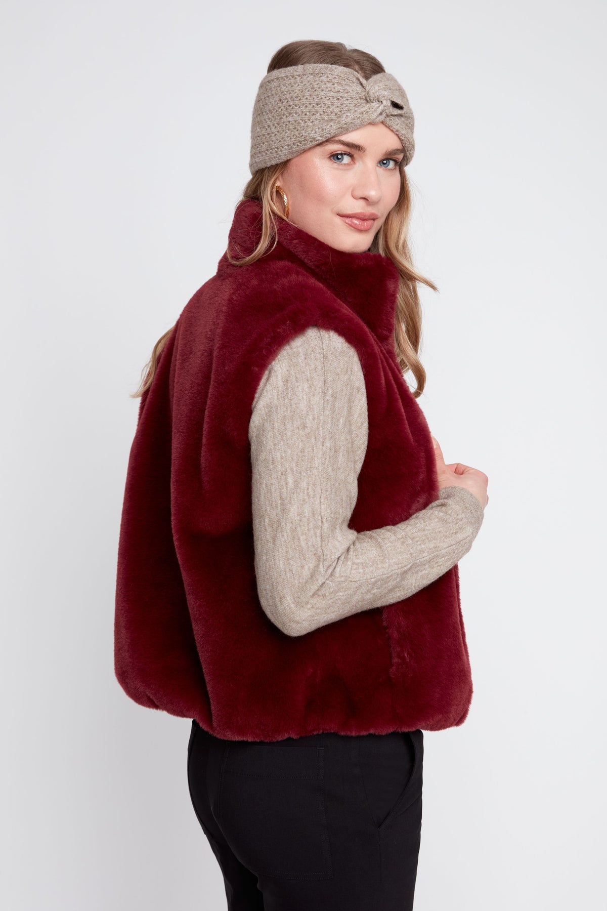 Cabernet Fur Vest