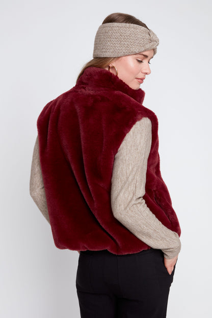 Cabernet Fur Vest