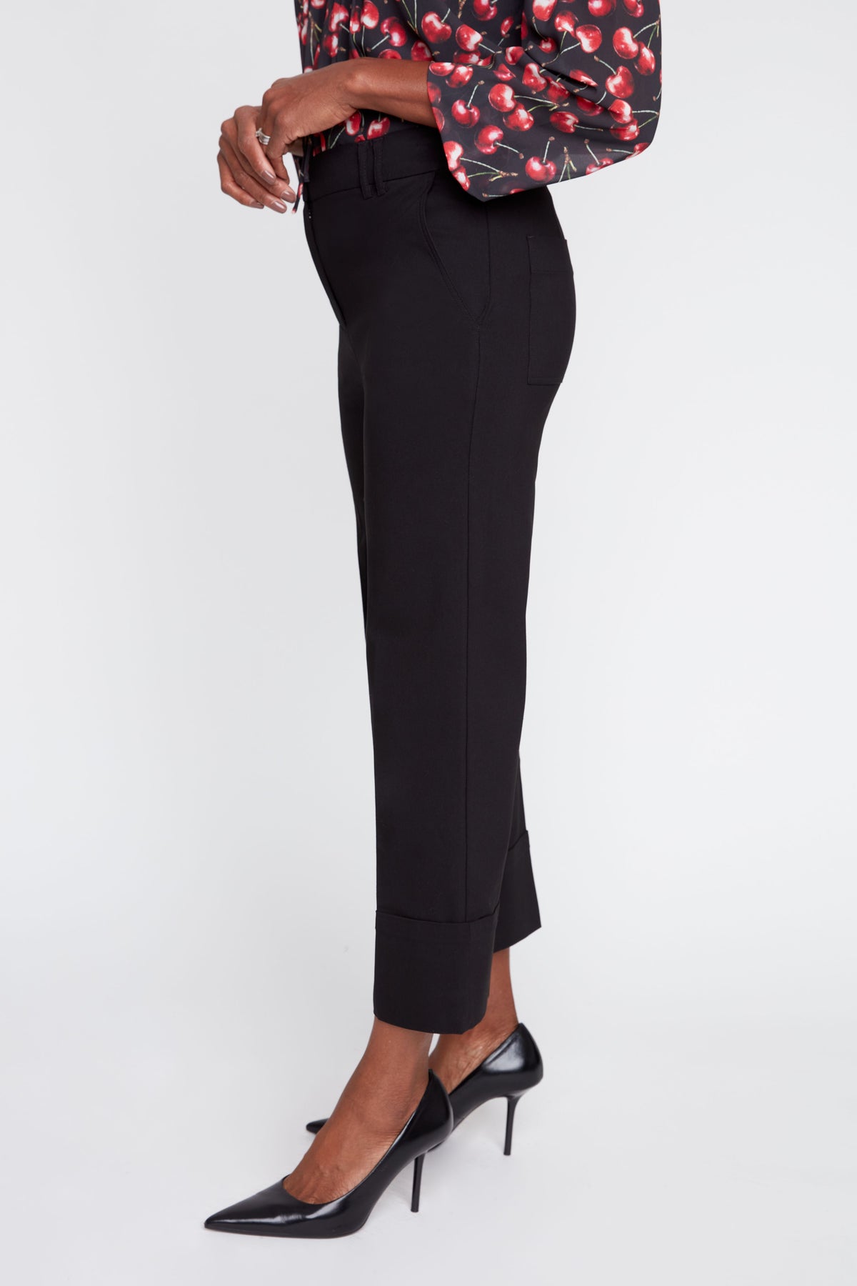 Black Cropped Straight Pant