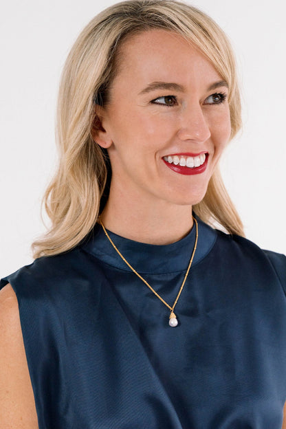 Dainty Pearl Drop Necklace